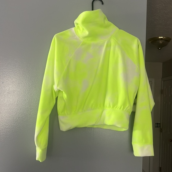 Old navy mock neck fleece sweatshirt neon/white size(14-16)$20 - Picture 2 of 4
